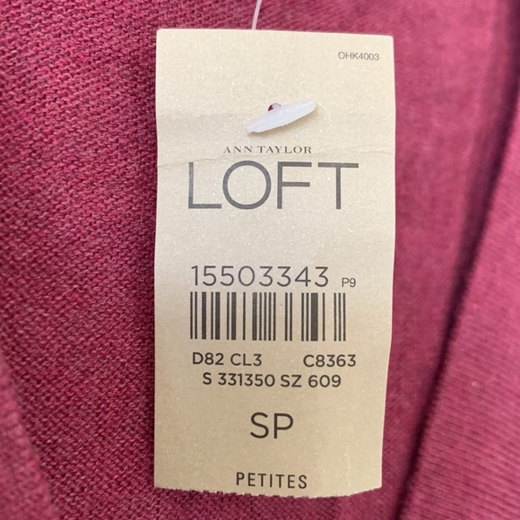 NWT LOFT V-Neck Button Front Long Sleeves Fuchsia Knit Cardigan Sweater Size SP - Picture 4 of 16